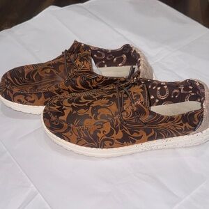 Heydude _Wendy Brown Fort Worth